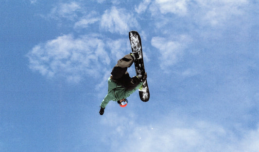 Tor Lundström: A Complete Video Part Anthology - Bataleon US