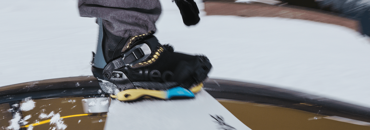 Mens Snowboard bindings - Bataleon US
