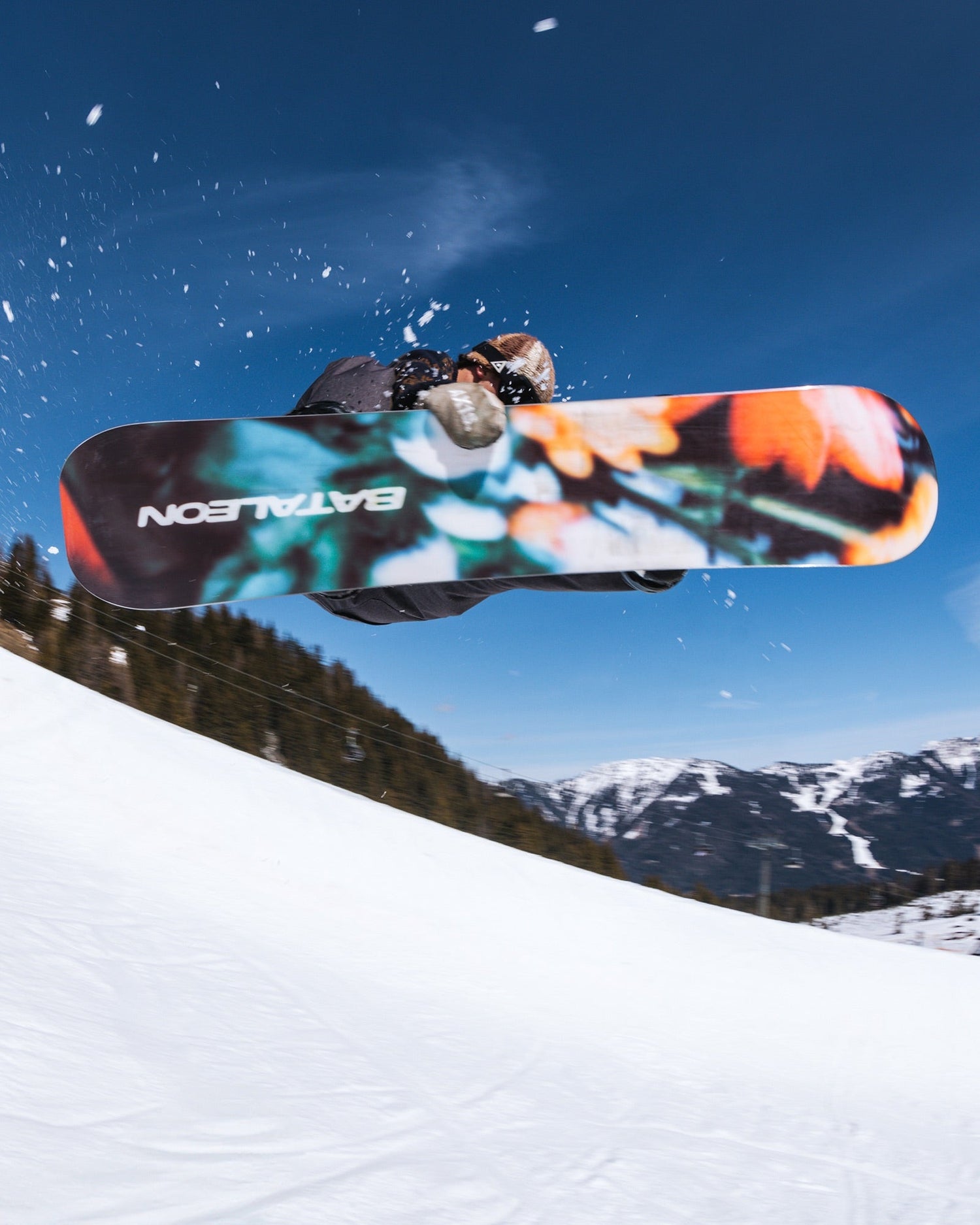 Men's Snowboards - Tornado x Beyond Medals Men's Snowboard 2025-2026 - Bataleon snowboards