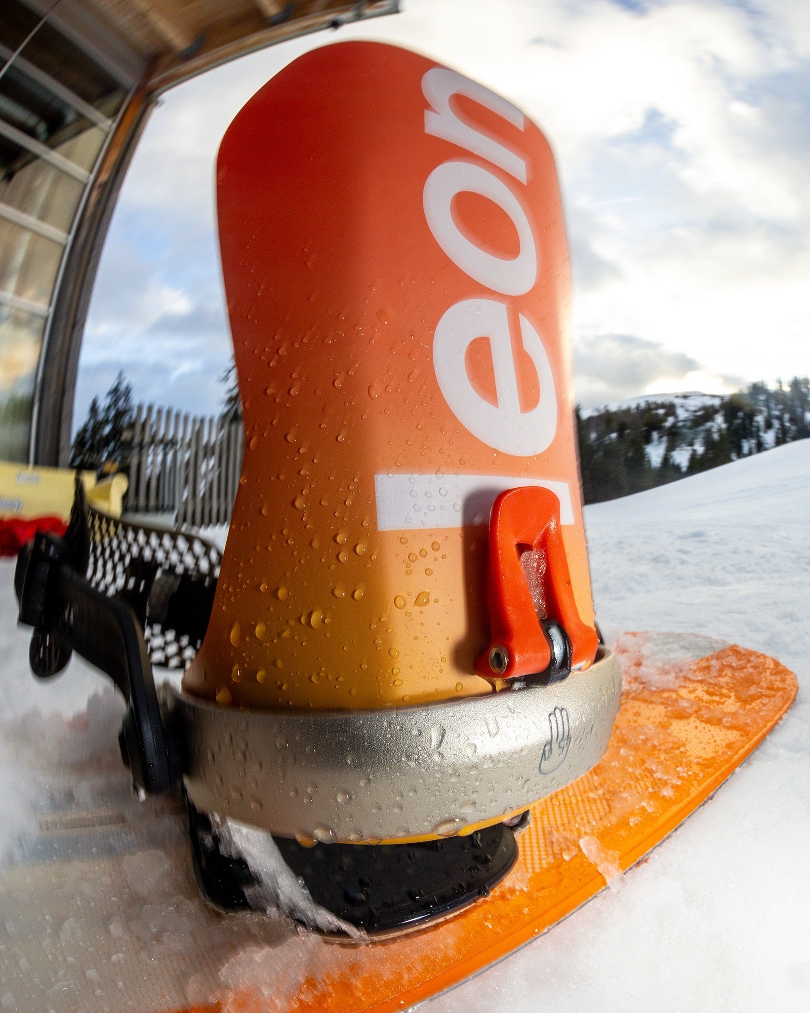 Bindings - Blaster AsymWrap™ Snowboard Bindings - Bataleon US
