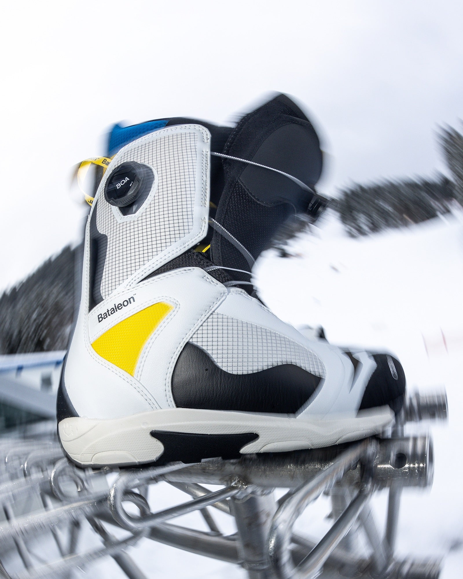 Boots - Rave Men's Snowboard Boots - Bataleon US