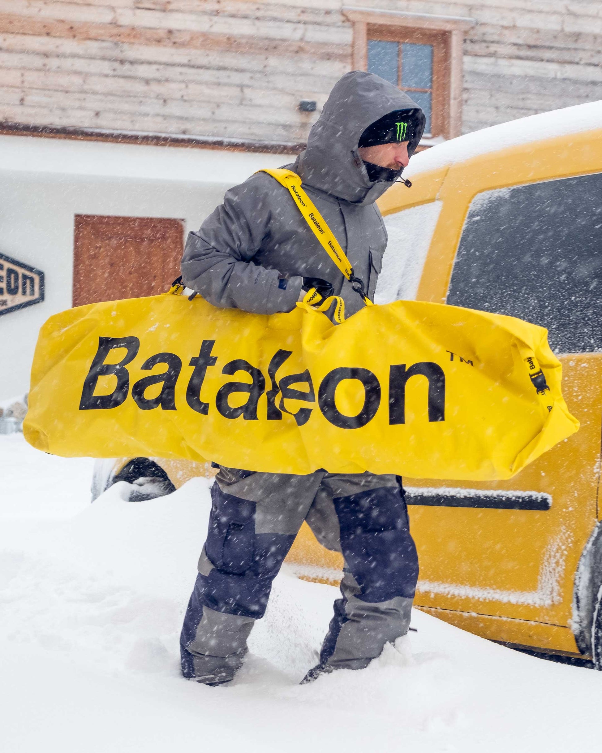 Bataleon getaway yellow snowboard travel bag 2020 - 2021 product image by Bataleon Snowboards 6